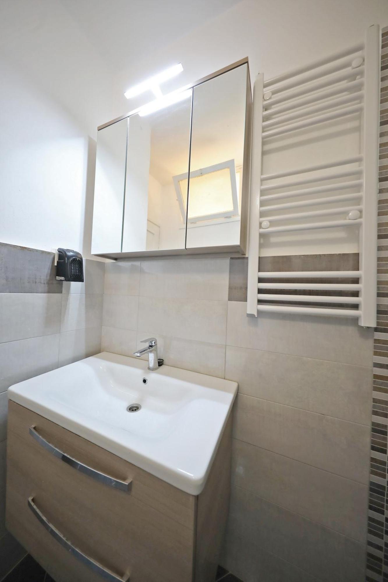 זאדאר Apartman Ski מראה חיצוני תמונה
