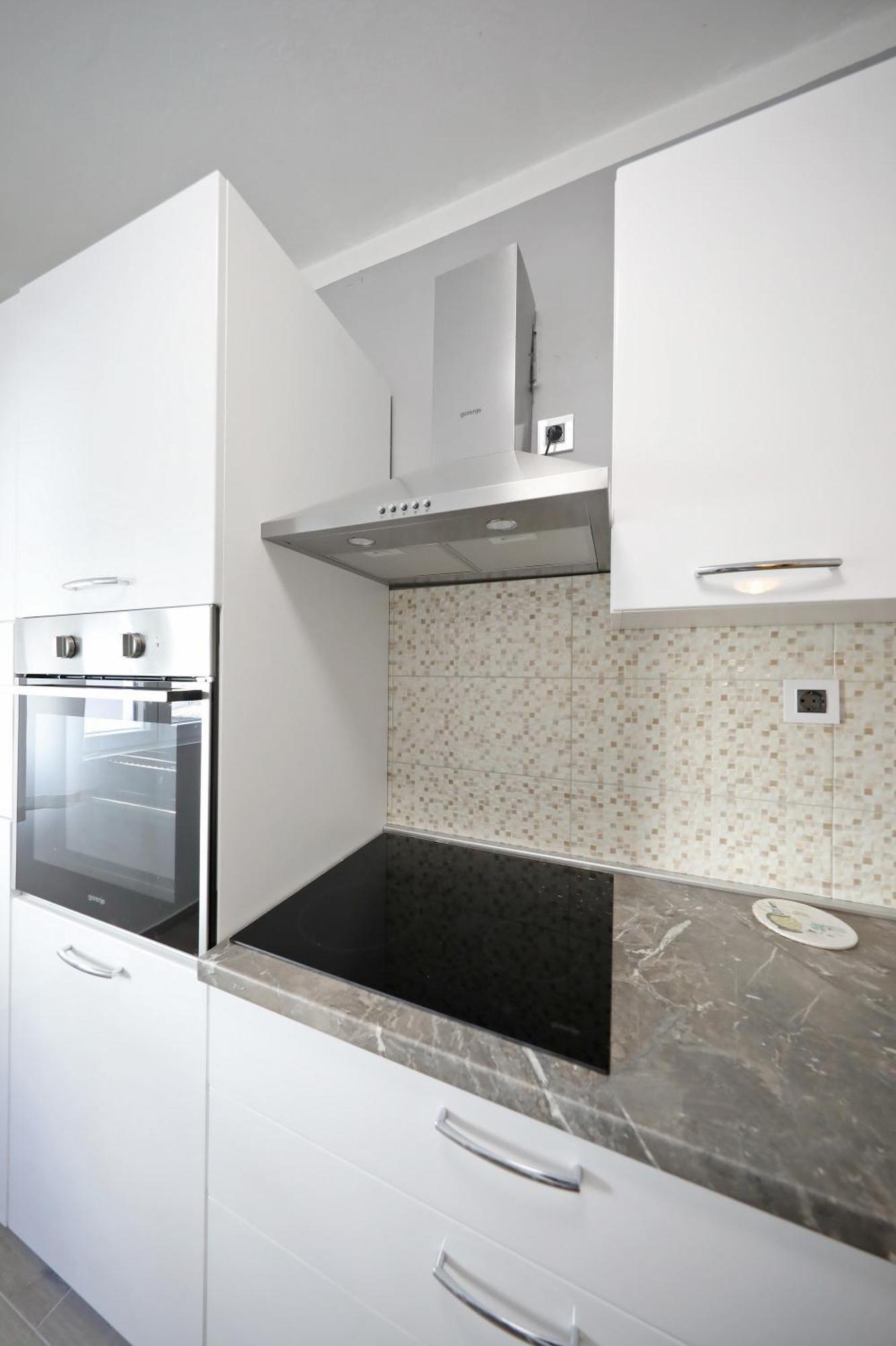 זאדאר Apartman Ski מראה חיצוני תמונה